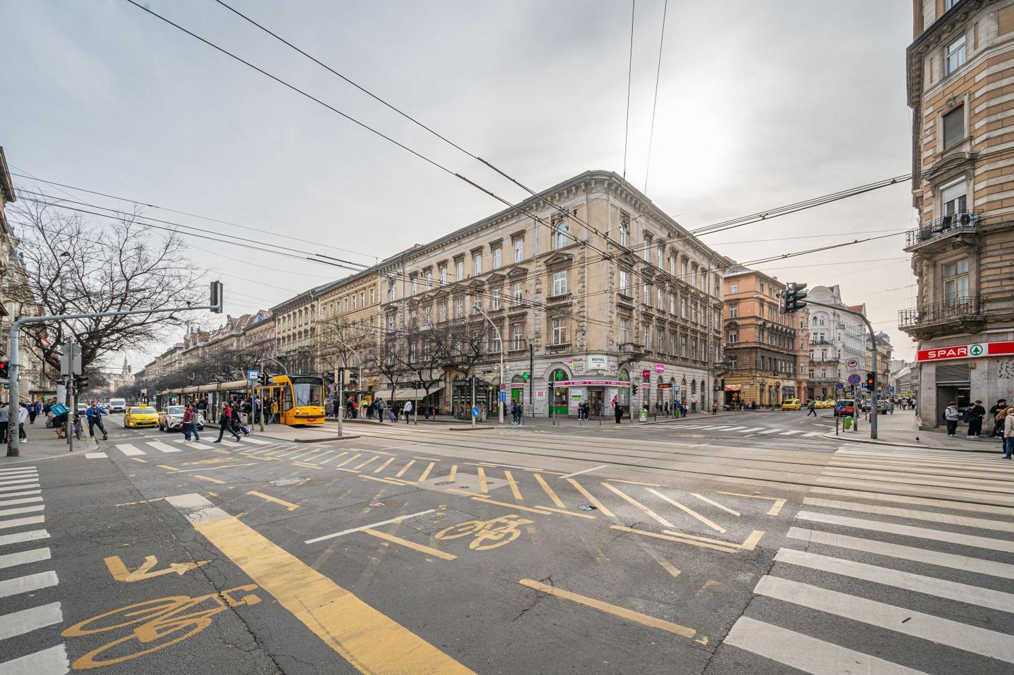 Elizabeth Apartment Deluxe Budapest Ngoại thất bức ảnh
